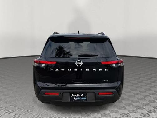 Black 2024 Nissan Pathfinder SV