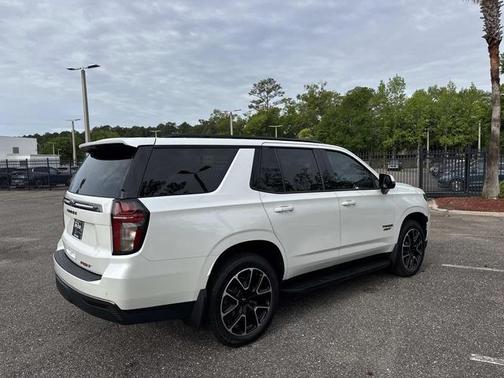 Iridescent Pearl Tricoat 2022 Chevrolet Tahoe RST