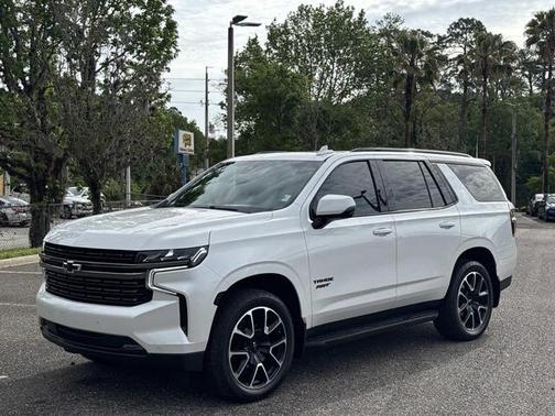 Iridescent Pearl Tricoat 2022 Chevrolet Tahoe RST