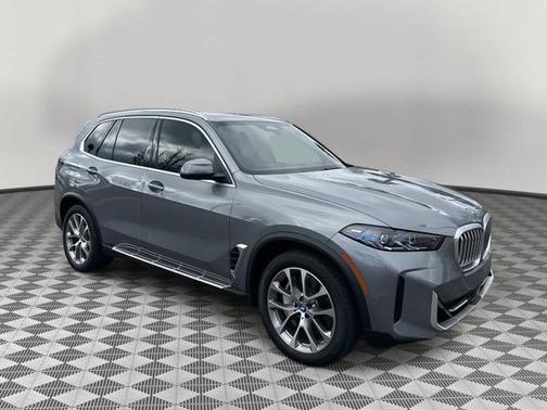 Gray Metallic 2025 BMW X5 PHEV xDrive50e