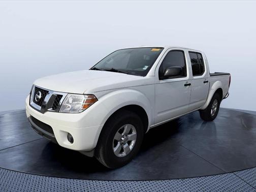 Glacier White 2013 Nissan Frontier SV