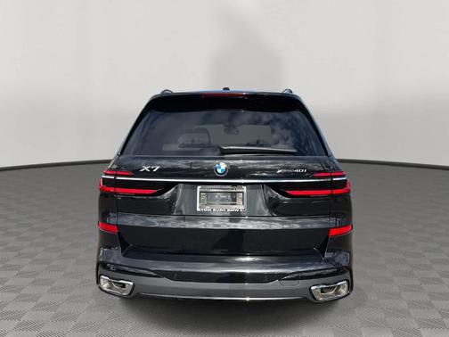 2026 BMW X7 xDrive40i
