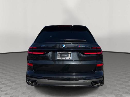 2026 BMW X7 M60i