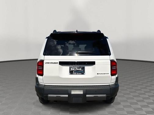 2024 Toyota Land Cruiser 