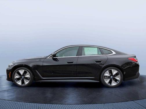 Black Sapphire Metallic 2026 BMW i4 Gran Coupe eDrive40