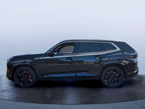 Black Sapphire Metallic 2027 BMW XM LABEL