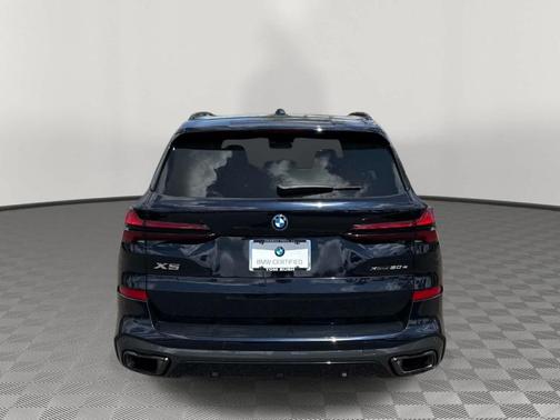 Carbon Black Metallic 2026 BMW X5 PHEV xDrive50e