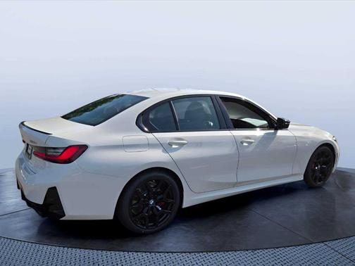 Alpine White 2026 BMW 330 i NA