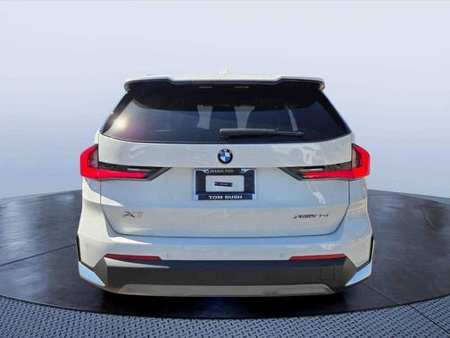 Alpine White 2023 BMW X1 xDrive28i