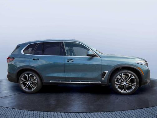 Blue Ridge Mountain Metallic 2026 BMW X5 sDrive40i