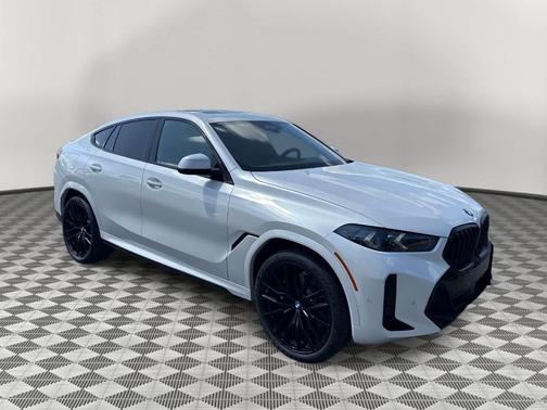 Mineral White Metallic 2026 BMW X6 xDrive40i