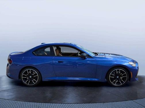 Portimao Blue Metallic 2025 BMW M240 i