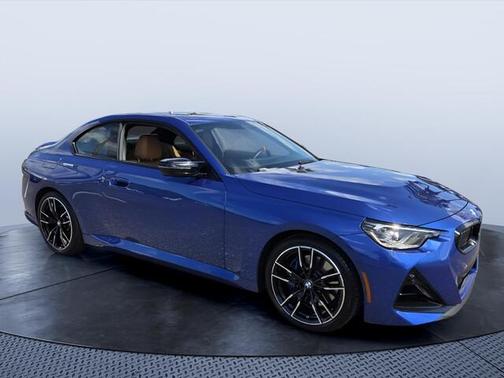 Portimao Blue Metallic 2025 BMW M240 i