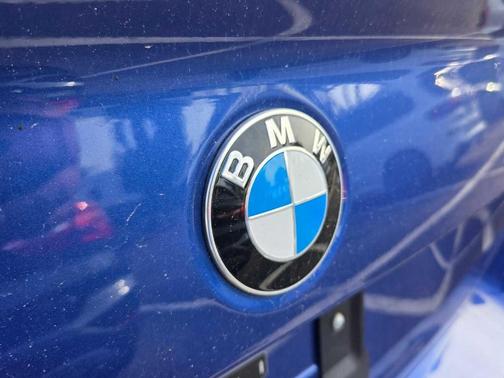 Portimao Blue Metallic 2025 BMW M240 i