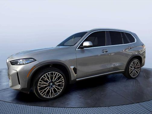 Gray Metallic 2026 BMW X5 sDrive40i