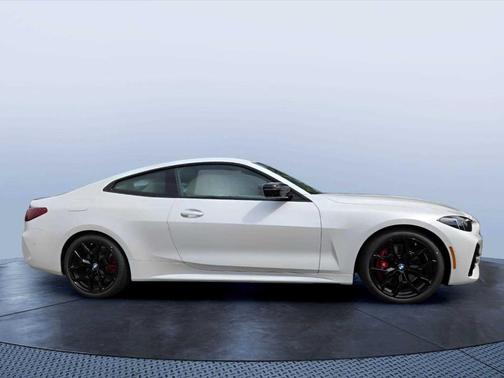 Mineral White Metallic 2026 BMW 430 i
