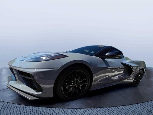 Sea 2025 Chevrolet Corvette Stingray w/2LT