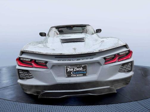 Sea 2025 Chevrolet Corvette Stingray w/2LT
