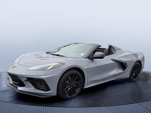 Sea 2025 Chevrolet Corvette Stingray w/2LT