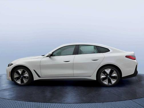 Alpine White 2026 BMW i4 Gran Coupe xDrive40