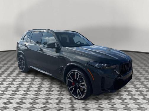 2026 BMW X5 M60i
