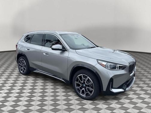 Space Silver 2026 BMW X1 xDrive28i