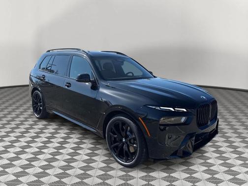 Black Sapphire Metallic 2026 BMW X7 xDrive40i