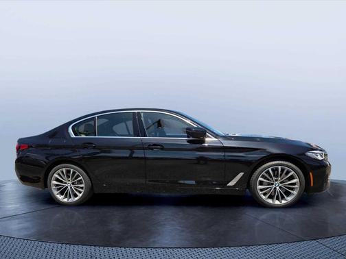 Black Sapphire Metallic 2023 BMW 530 i