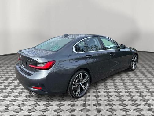 Mineral Gray Metallic 2019 BMW 330 i xDrive