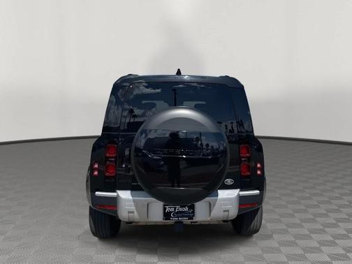 Santorini Black 2020 Land Rover Defender 110 SE