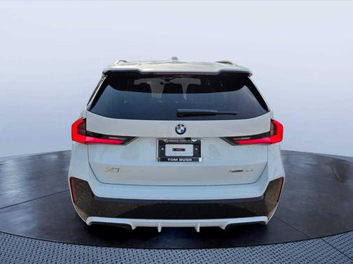 Alpine White 2026 BMW X1 xDrive28i