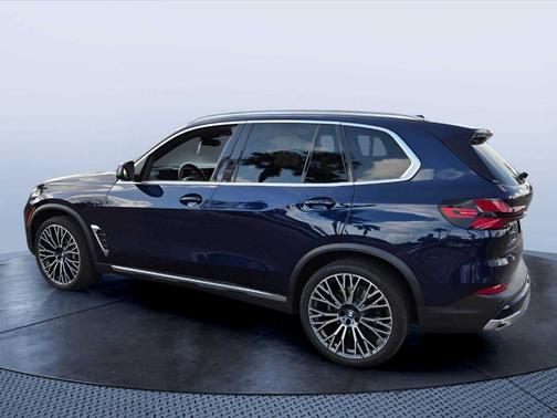 Tanzanite Blue II Metallic 2025 BMW X5 sDrive40i
