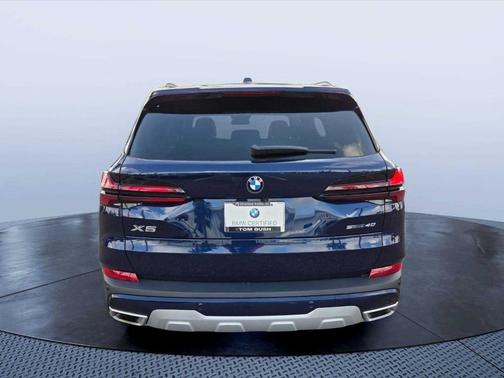 Tanzanite Blue II Metallic 2025 BMW X5 sDrive40i