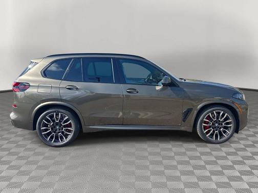 Manhattan Green Metallic 2026 BMW X5 PHEV xDrive50e