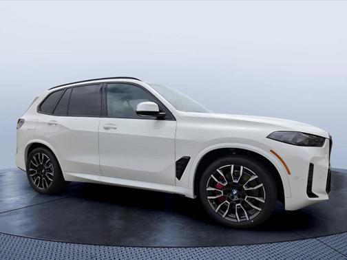 Alpine White 2026 BMW X5 PHEV xDrive50e