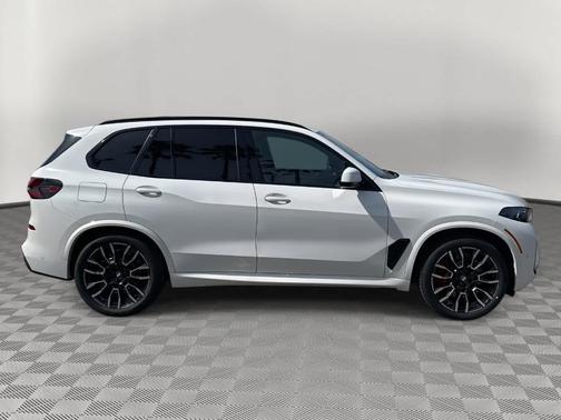 Alpine White 2026 BMW X5 PHEV xDrive50e