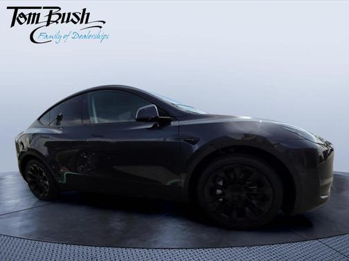 2024 Tesla Model Y Long Range