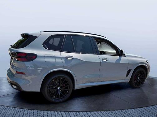 Gray Metallic 2026 BMW X5 sDrive40i