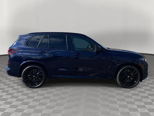 Tanzanite Blue II Metallic 2026 BMW X5 M60i