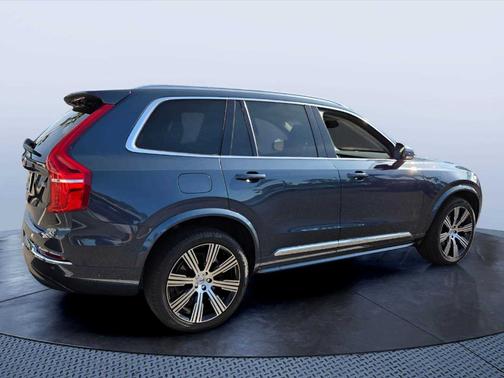 Denim Blue Metallic 2024 Volvo XC90 B6 Ultimate Bright Theme 7-Seater