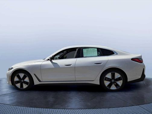 Mineral White Metallic 2026 BMW i4 Gran Coupe eDrive40