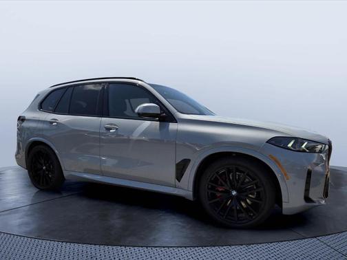 Gray Metallic 2026 BMW X5 xDrive40i