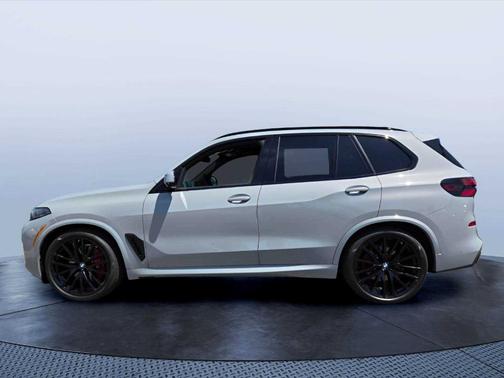 Gray Metallic 2026 BMW X5 xDrive40i