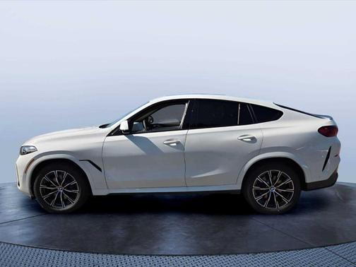 Alpine White 2027 BMW X6 xDrive40i