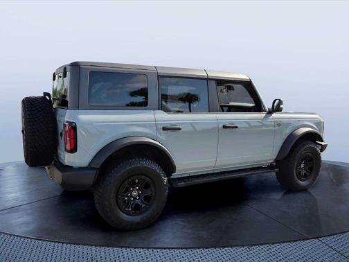 Cactus Green / Gray 2024 Ford Bronco Wildtrak