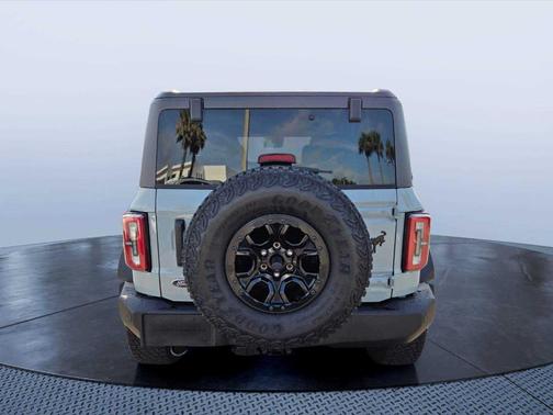 Cactus Green / Gray 2024 Ford Bronco Wildtrak