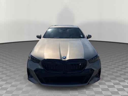 2025 BMW i5 eDrive40