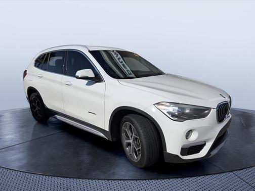 Alpine White 2018 BMW X1 xDrive28i