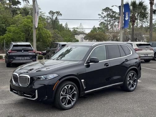 Black Sapphire Metallic 2026 BMW X5 xDrive40i