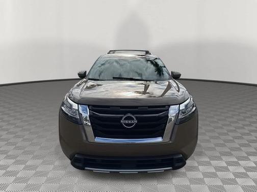 Baja Storm 2023 Nissan Pathfinder Platinum